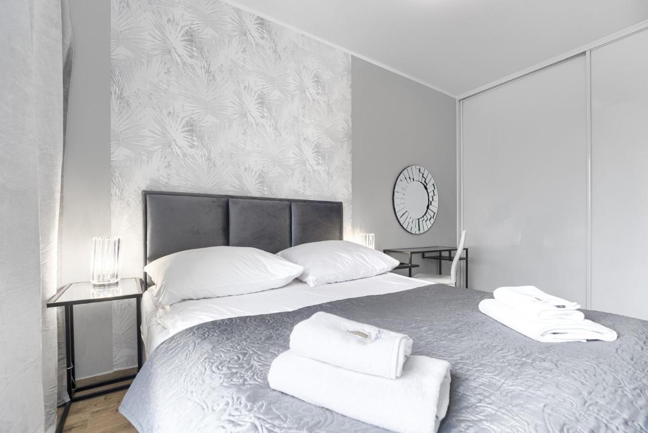 Exclusive Szczecin Apartment - 2 Seperate Bedroom 5 Star Apartment ***** Екстер'єр фото